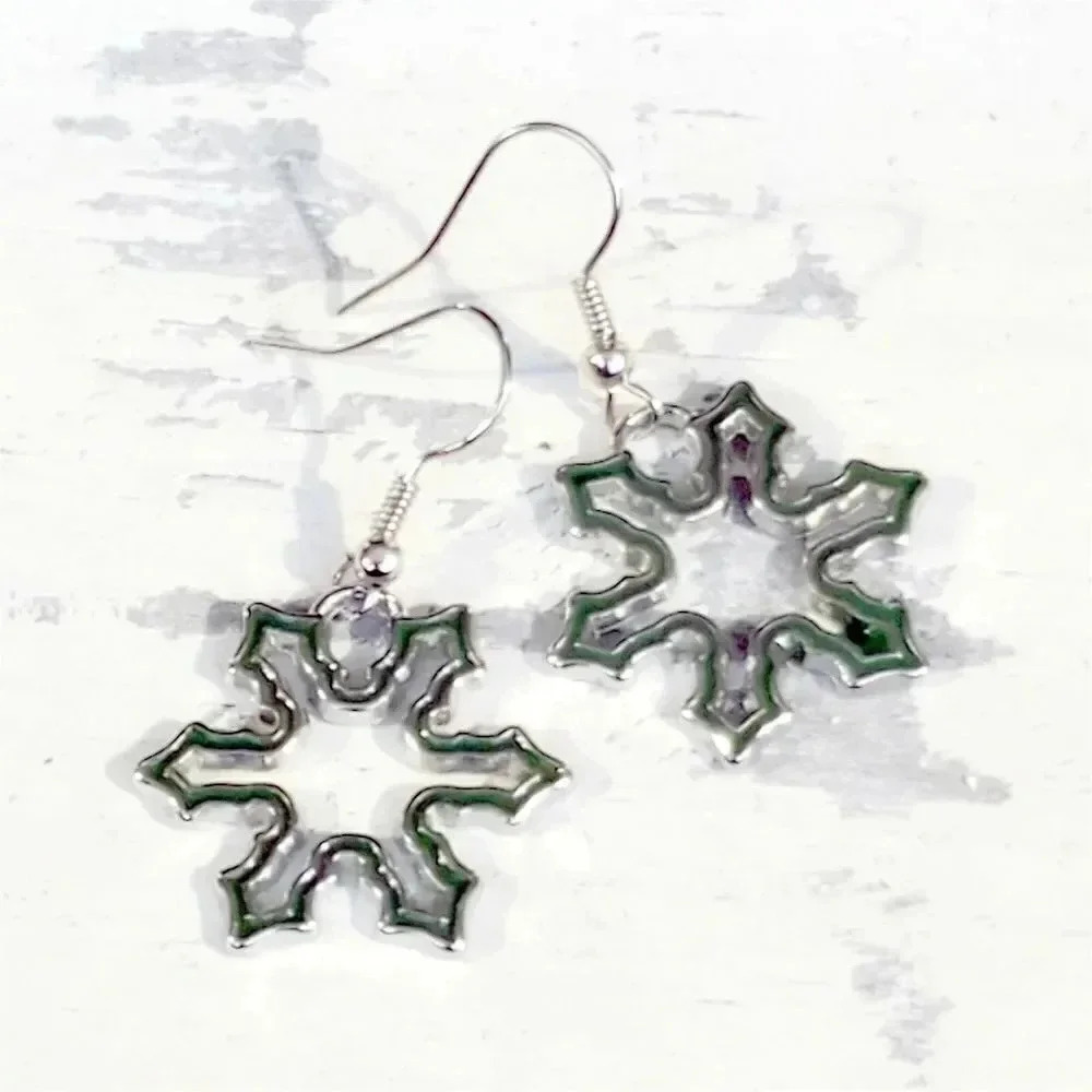 Enameled Snowflake Drops Silver Green Winter Christmas Holidays Earring - Picture 4 of 6